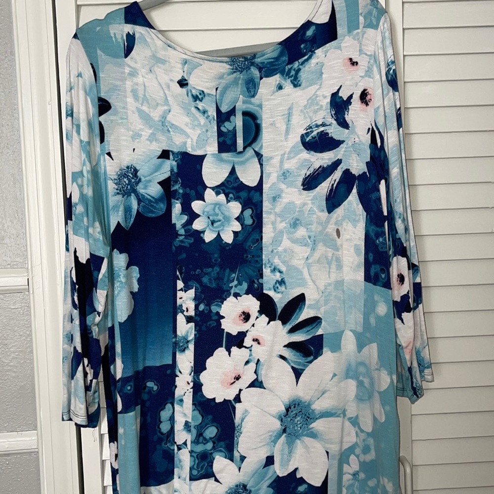 Woman’s top